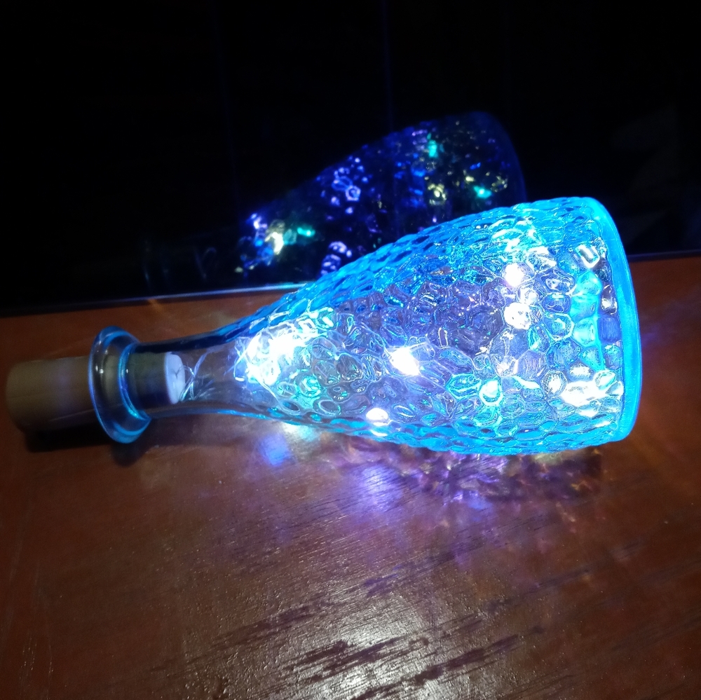Decorative bottle - Picture 4 of 8